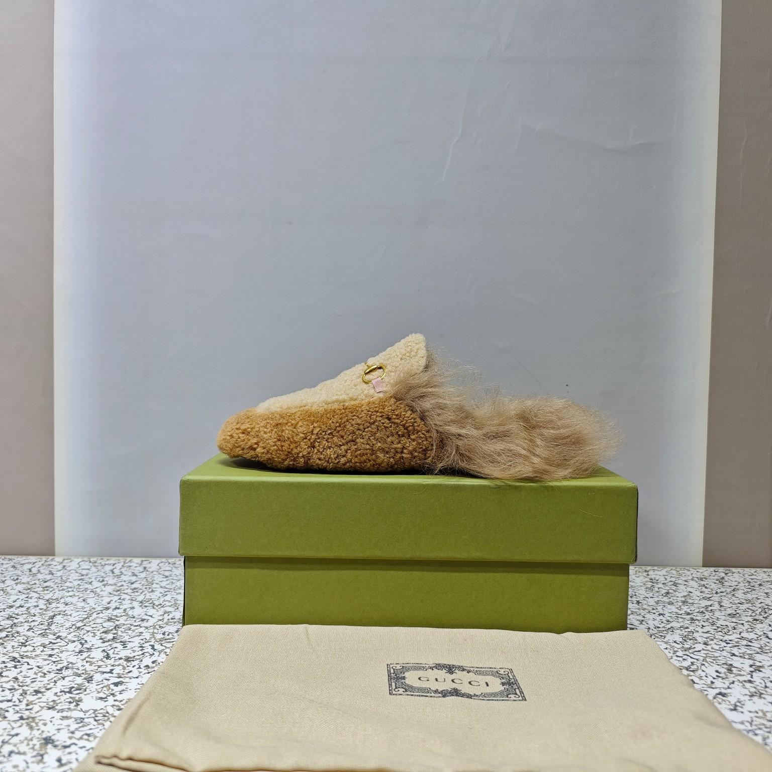 Gucci Shearling Slip - DopestKickz