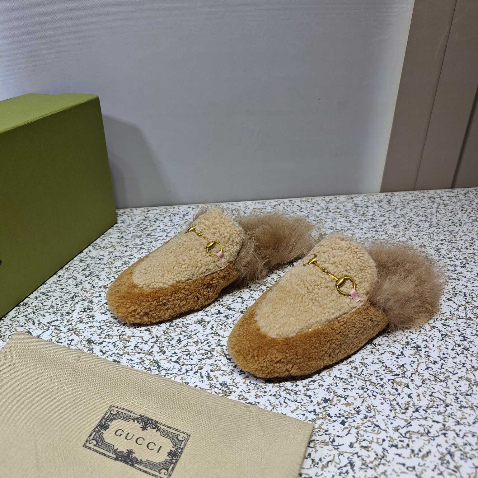 Gucci Shearling Slip - DopestKickz