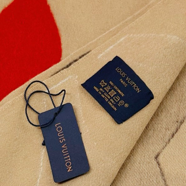 Louis Vuitton The Ultimate Scarf  M76382 - DopestKickz