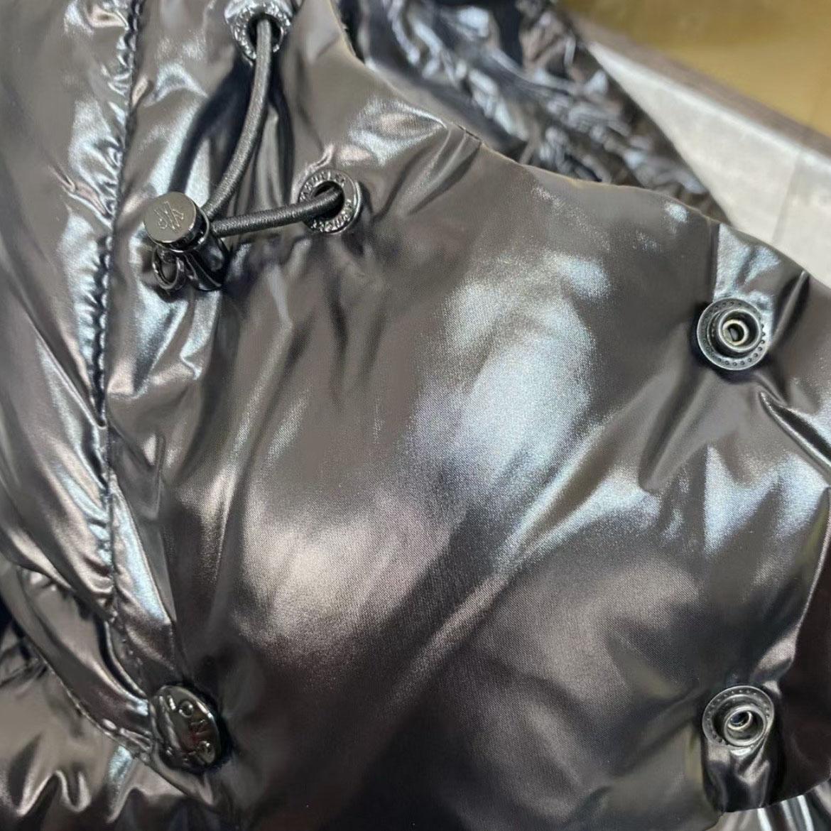 Moncler Bormes Vest - DopestKickz