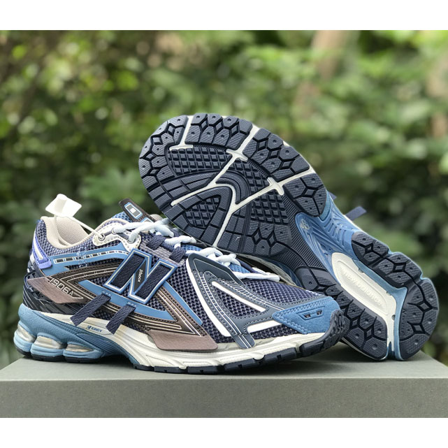 New Balance 1906R Sneakers      U1906AB  - DopestKickz