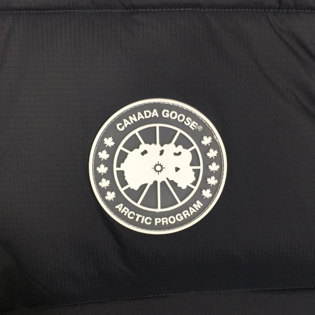 Canada Goose Down Vest - DopestKickz