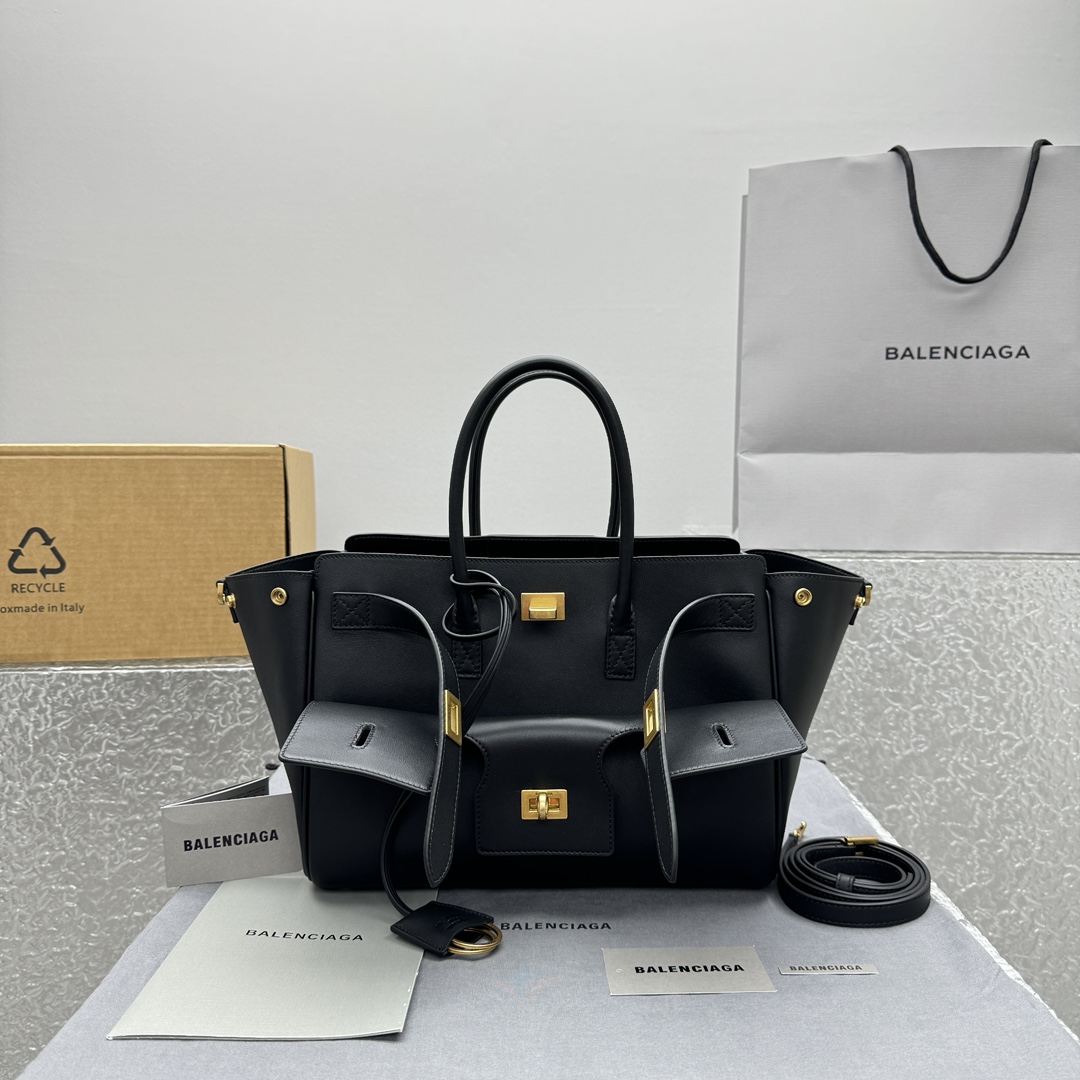 Balenciaga Bel Air Small Carry All Bag in black - DopestKickz