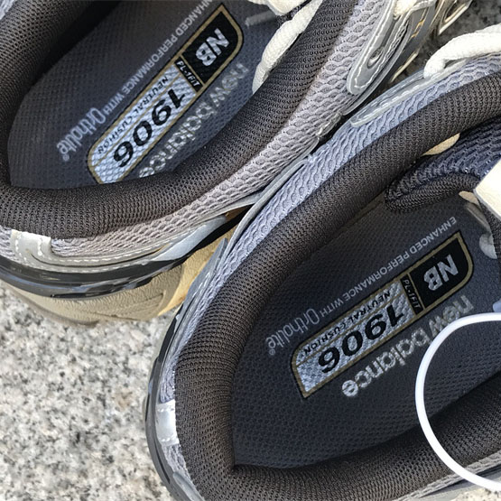 New Balance 1906R Sneakers      U1906AA  - DopestKickz