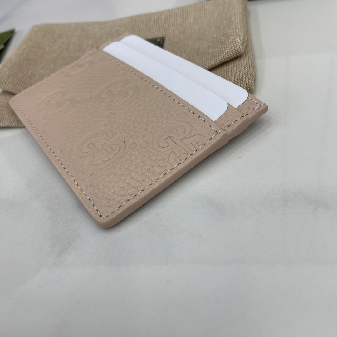 Gucci GG Emblem Card Case  - DopestKickz
