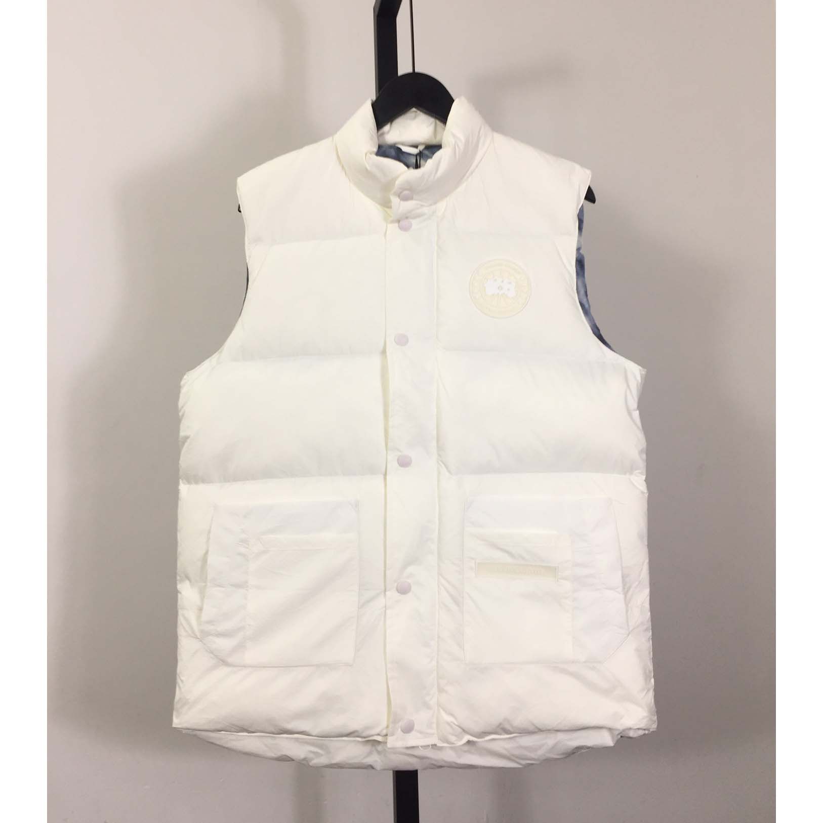 Canada Goose Down Vest - DopestKickz