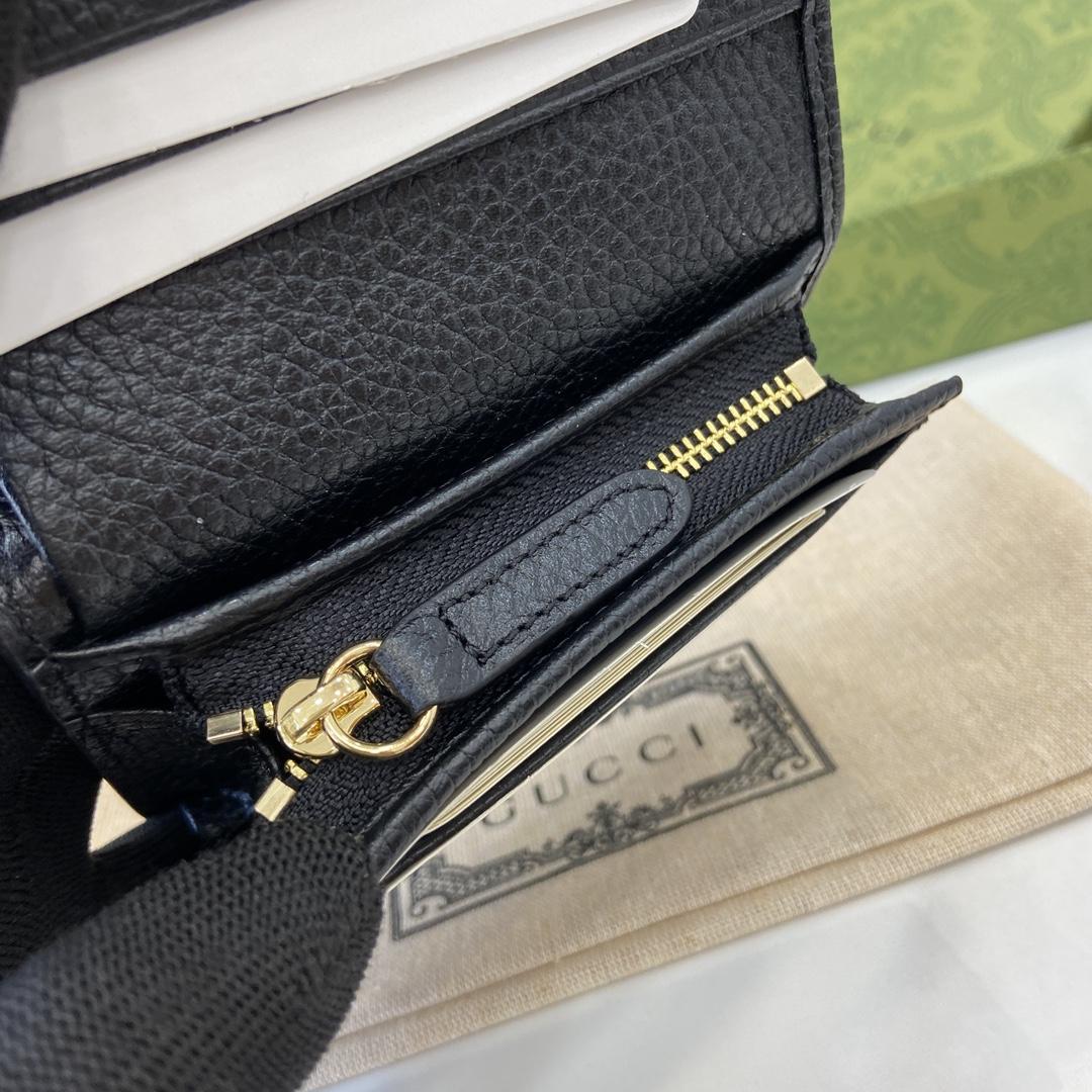 Gucci GG Emblem Mini Wallet - DopestKickz