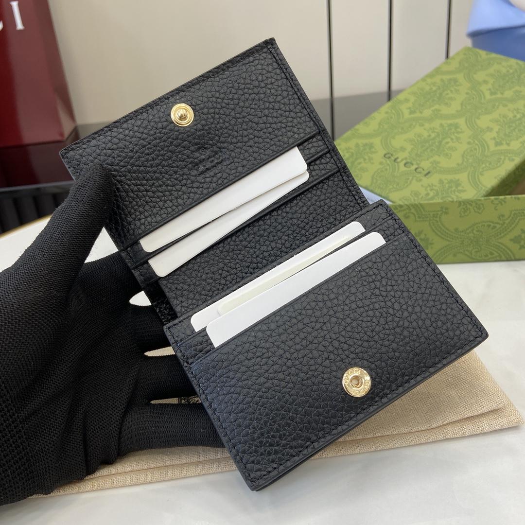 Gucci GG Emblem Mini Wallet - DopestKickz