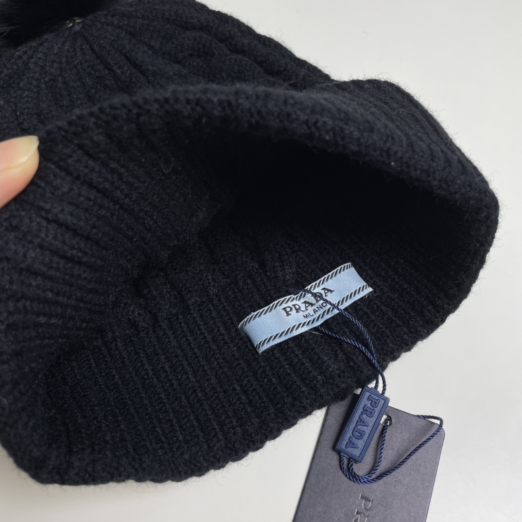Prada Beanie - DopestKickz