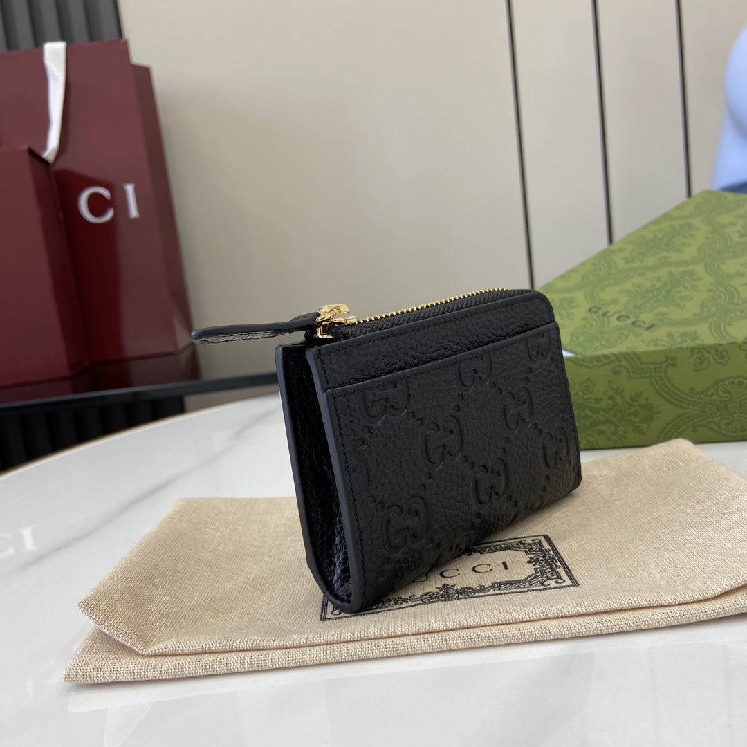Gucci GG Emblem Zip Card Case  - DopestKickz