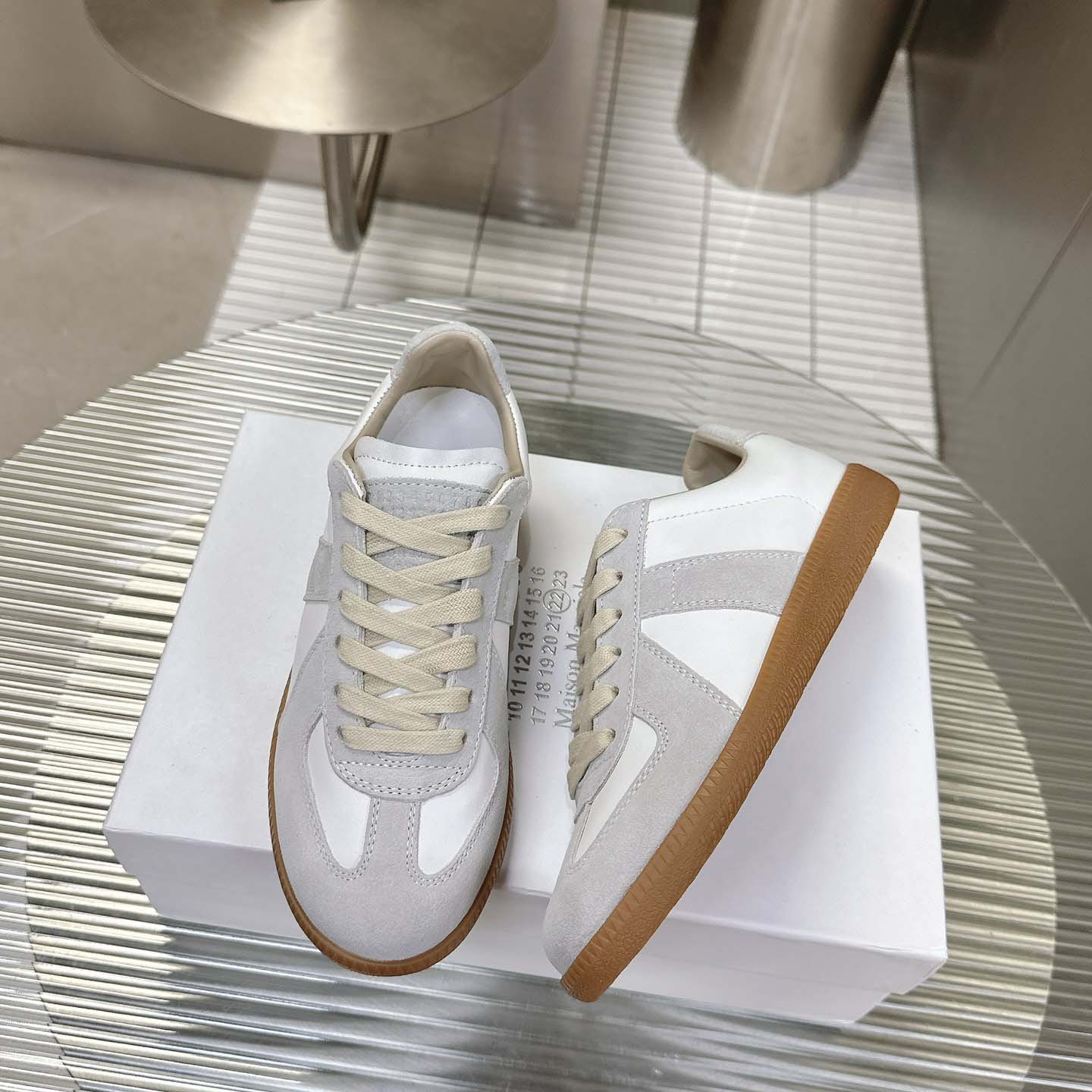 Maison Margiela Low-top Sneakers - DopestKickz