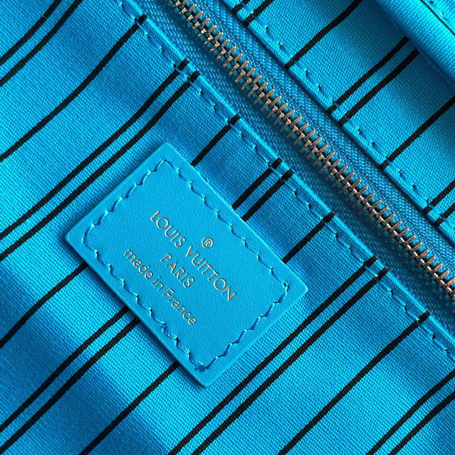 Louis Vuitton Dopp Kit    M12638 - DopestKickz