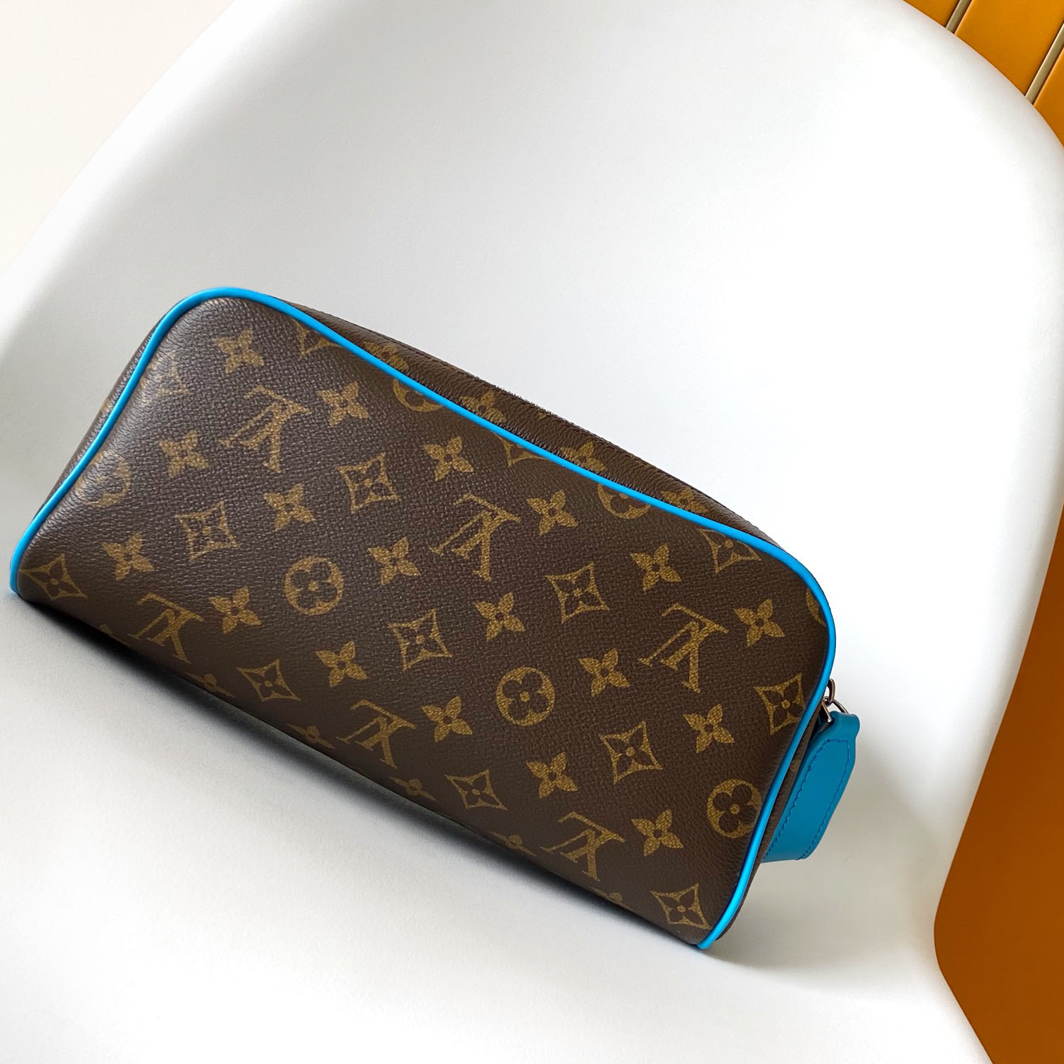 Louis Vuitton Dopp Kit    M12638 - DopestKickz