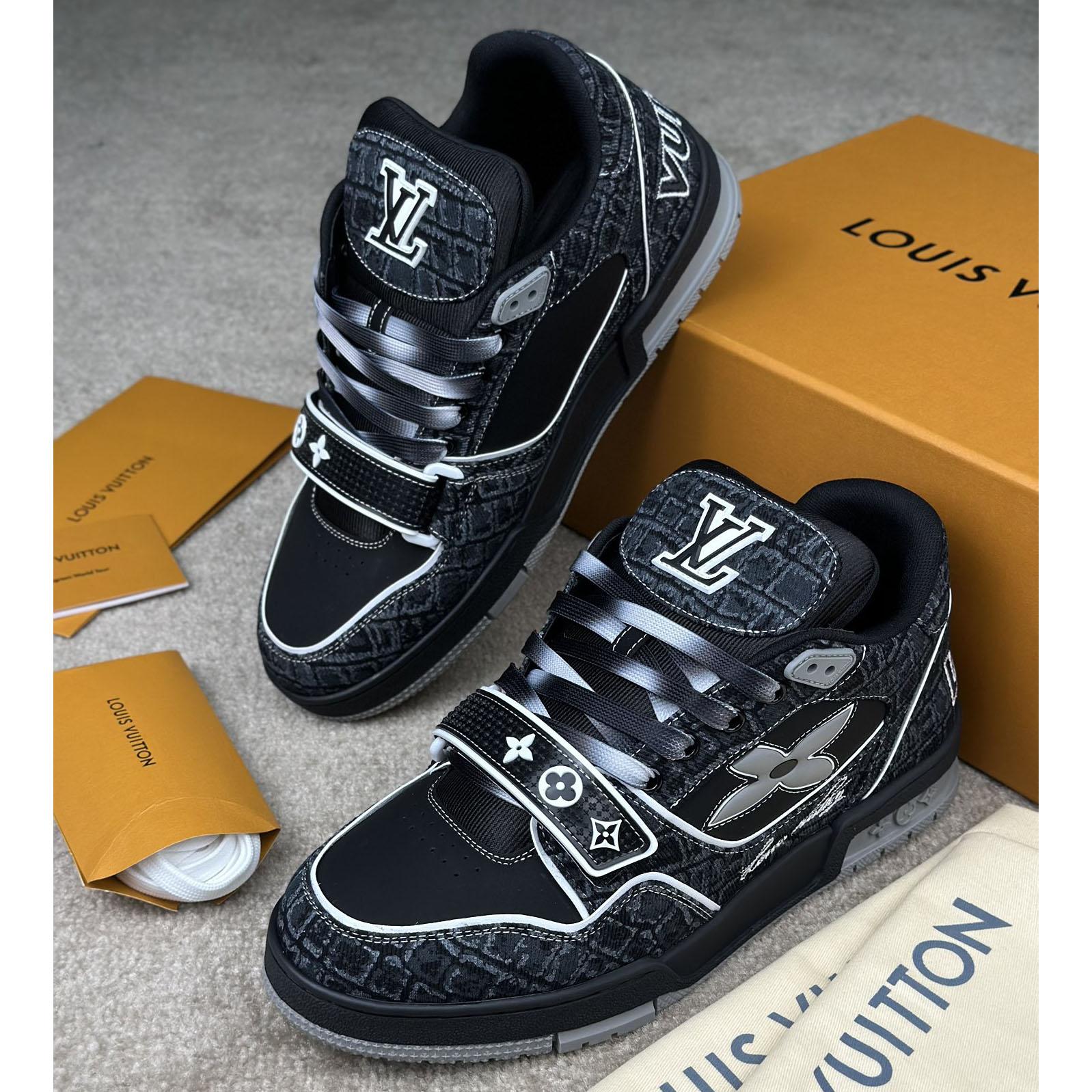 Louis Vuitton LV Trainer Sneaker  1ADE2V - DopestKickz