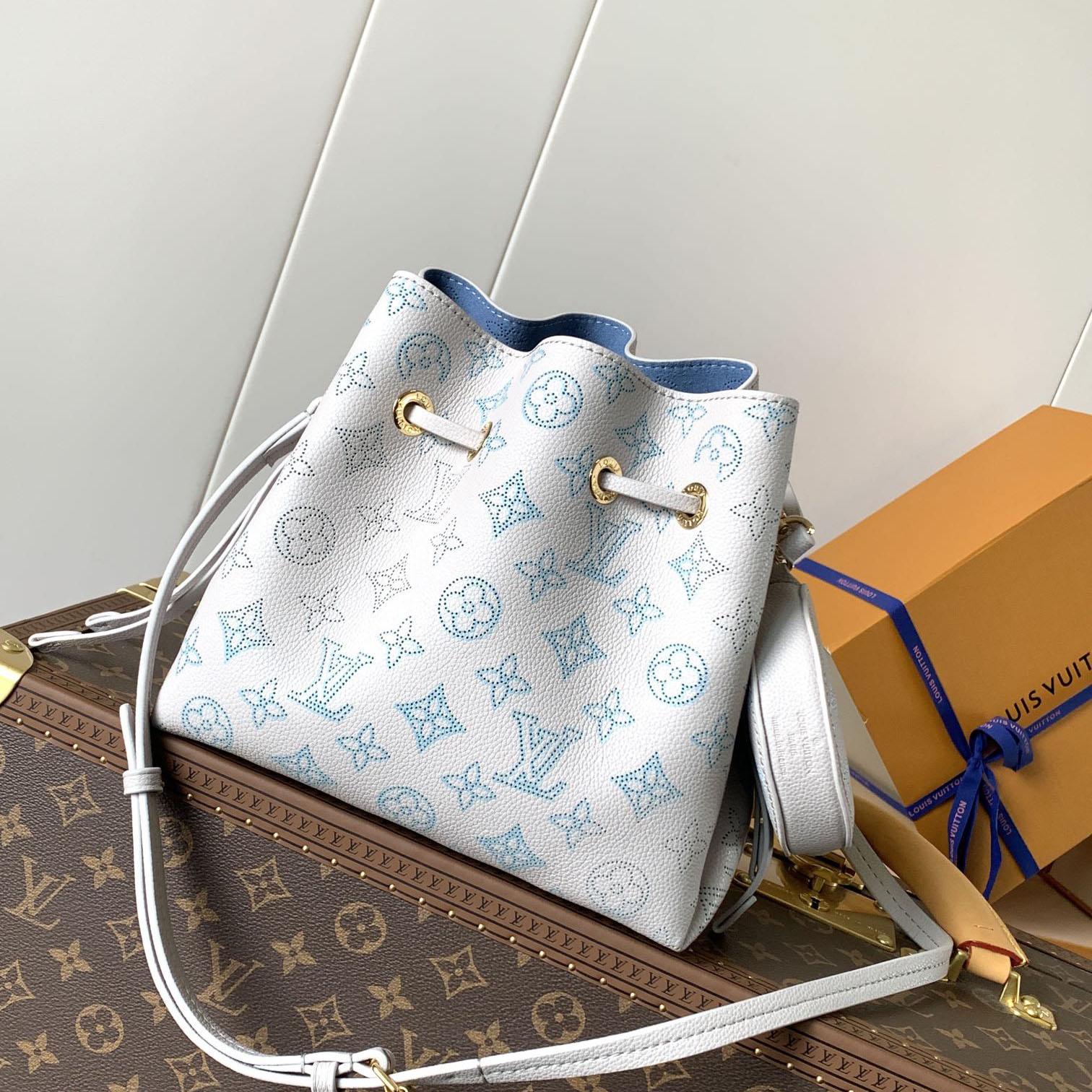 Louis Vuitton Bella Tote  M12127 - DopestKickz