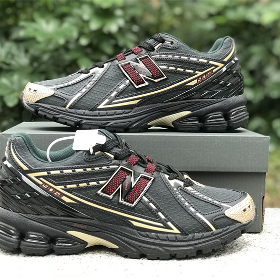 KITHx New Balance NB 1906R Sneakers      M1906RKS  - DopestKickz