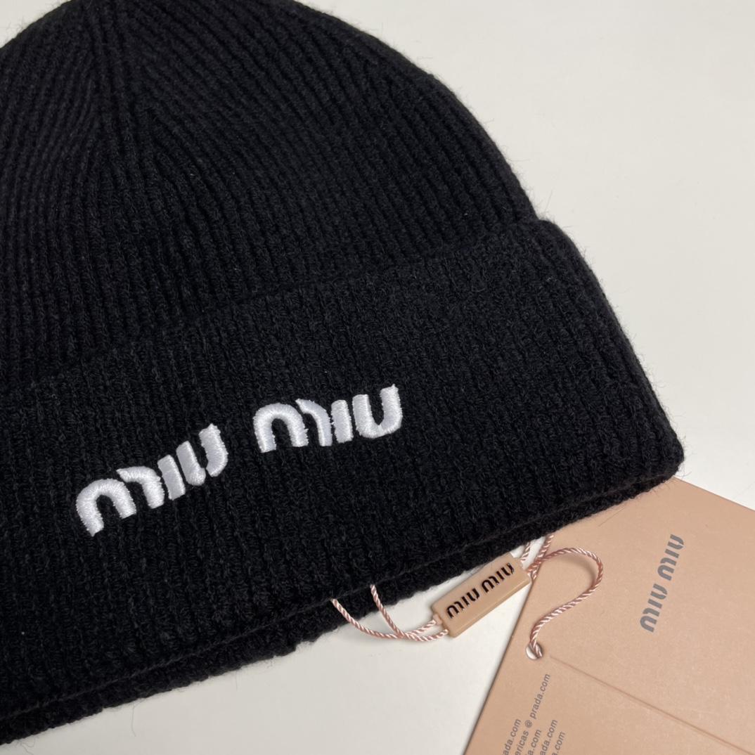 Miu Miu  Beanie  - DopestKickz