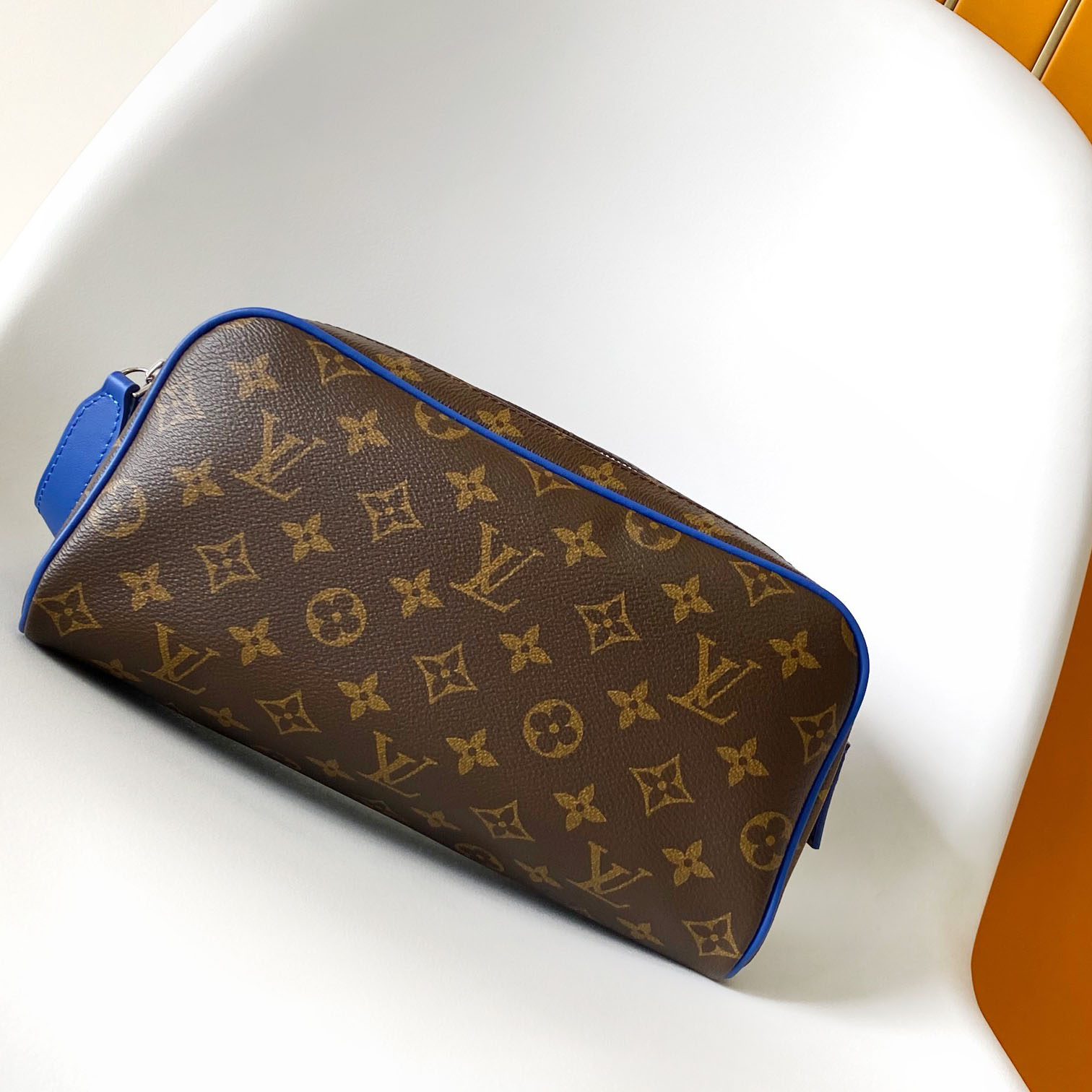 Louis Vuitton Dopp Kit    M12642 - DopestKickz