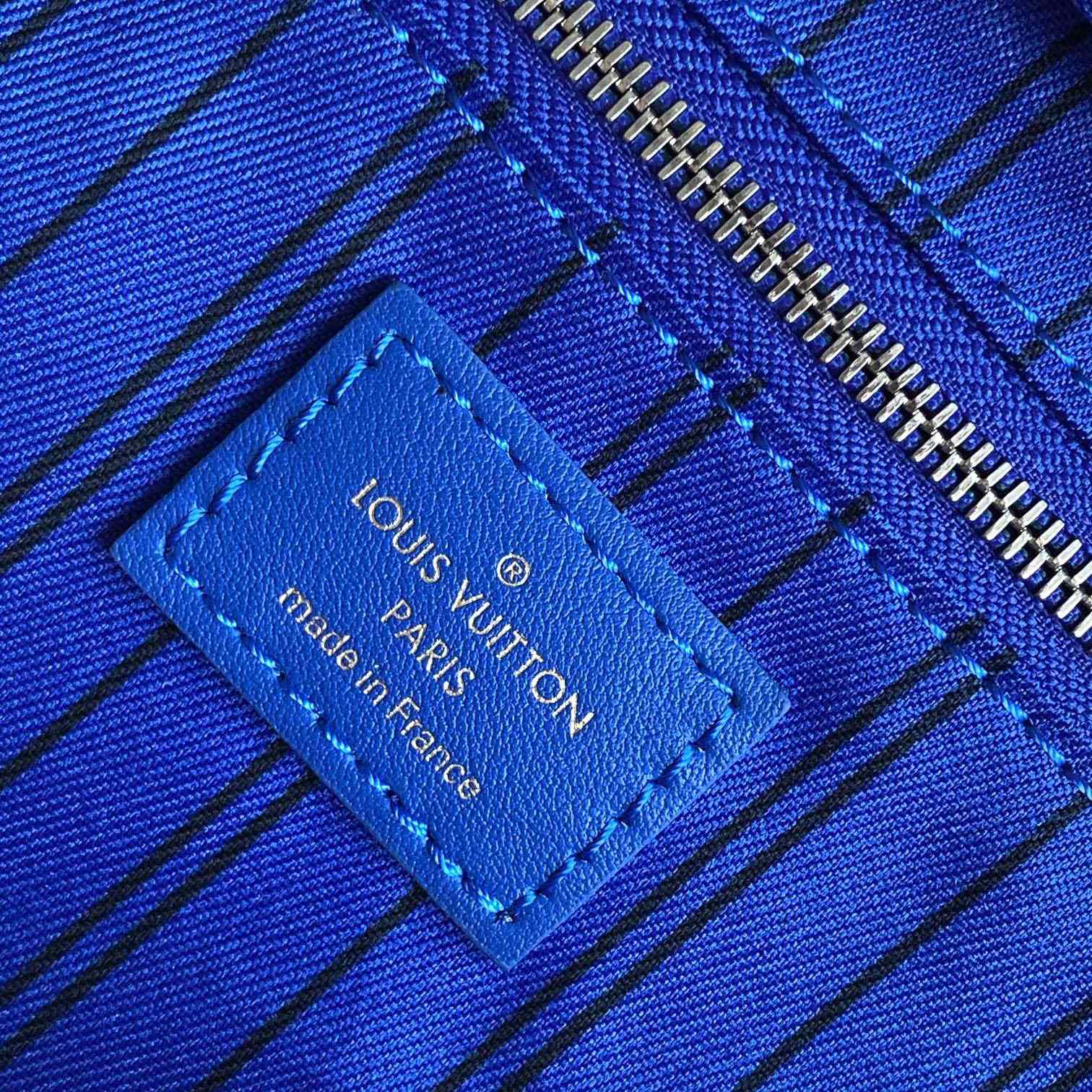 Louis Vuitton Dopp Kit    M12642 - DopestKickz