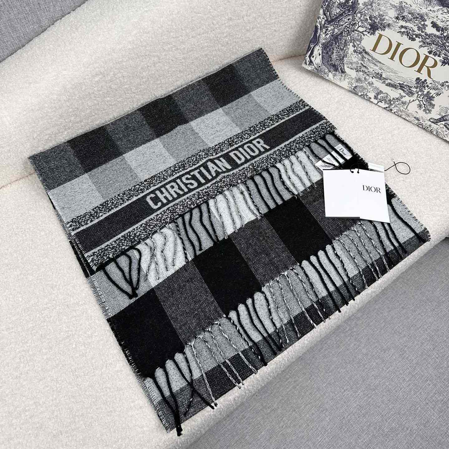 Dior Check'N'Dior Scarf - DopestKickz