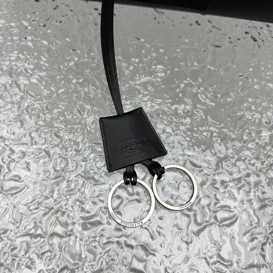 Balenciaga Bel Air Small Carry All Bag in black - DopestKickz