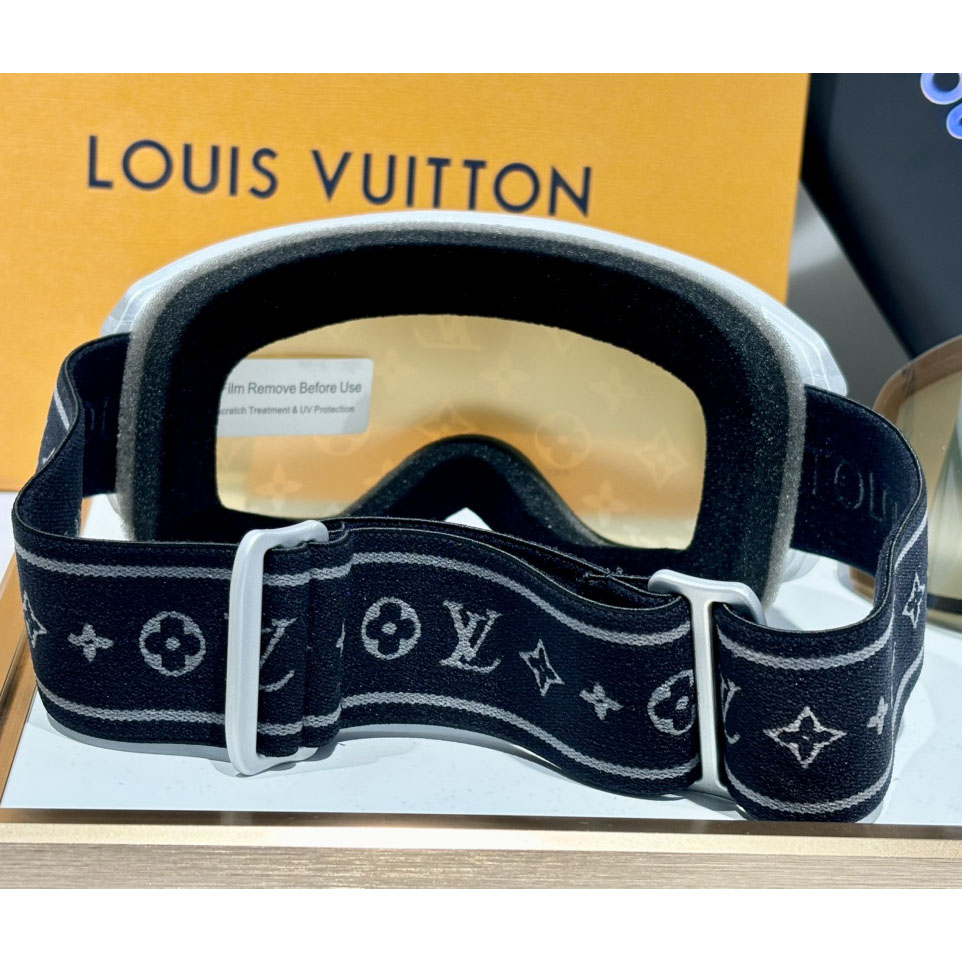 Louis Vuitton LV Snow Mask     - DopestKickz