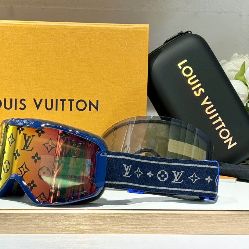 Louis Vuitton LV Snow Mask     - DopestKickz