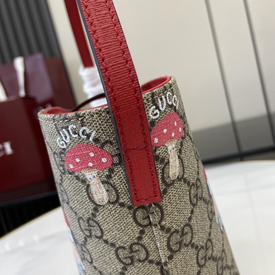 Gucci Children's Printed GG Bucket Bag  - DopestKickz
