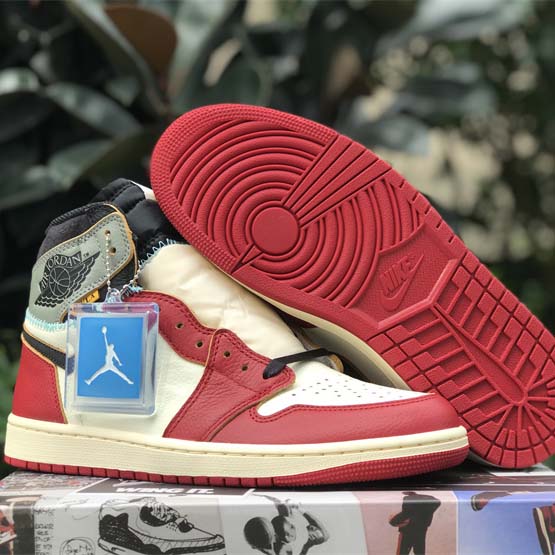 Union LA x Air Jordan 1 High OG “Chicago” Sneaker    HV8563-600  - DopestKickz