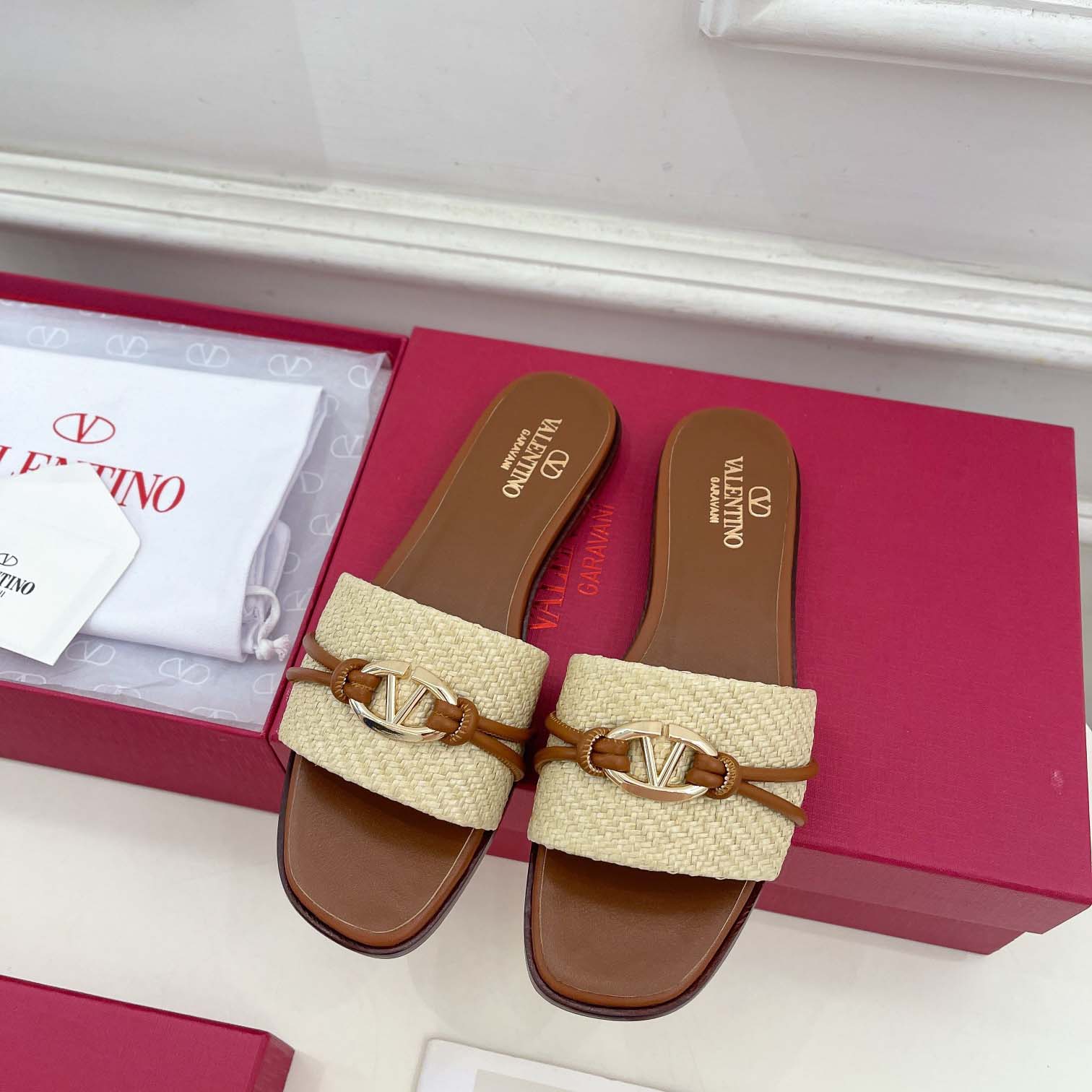 Valenti Garavani VLogo Raffia-trimmed Leather Slides - DopestKickz