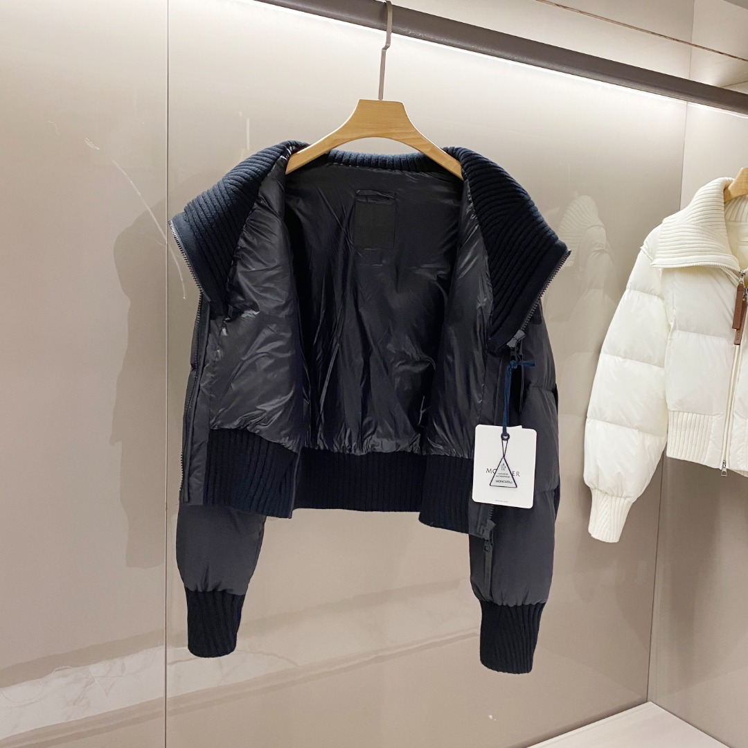 Moncler Jadeite Short Down Jacket - DopestKickz