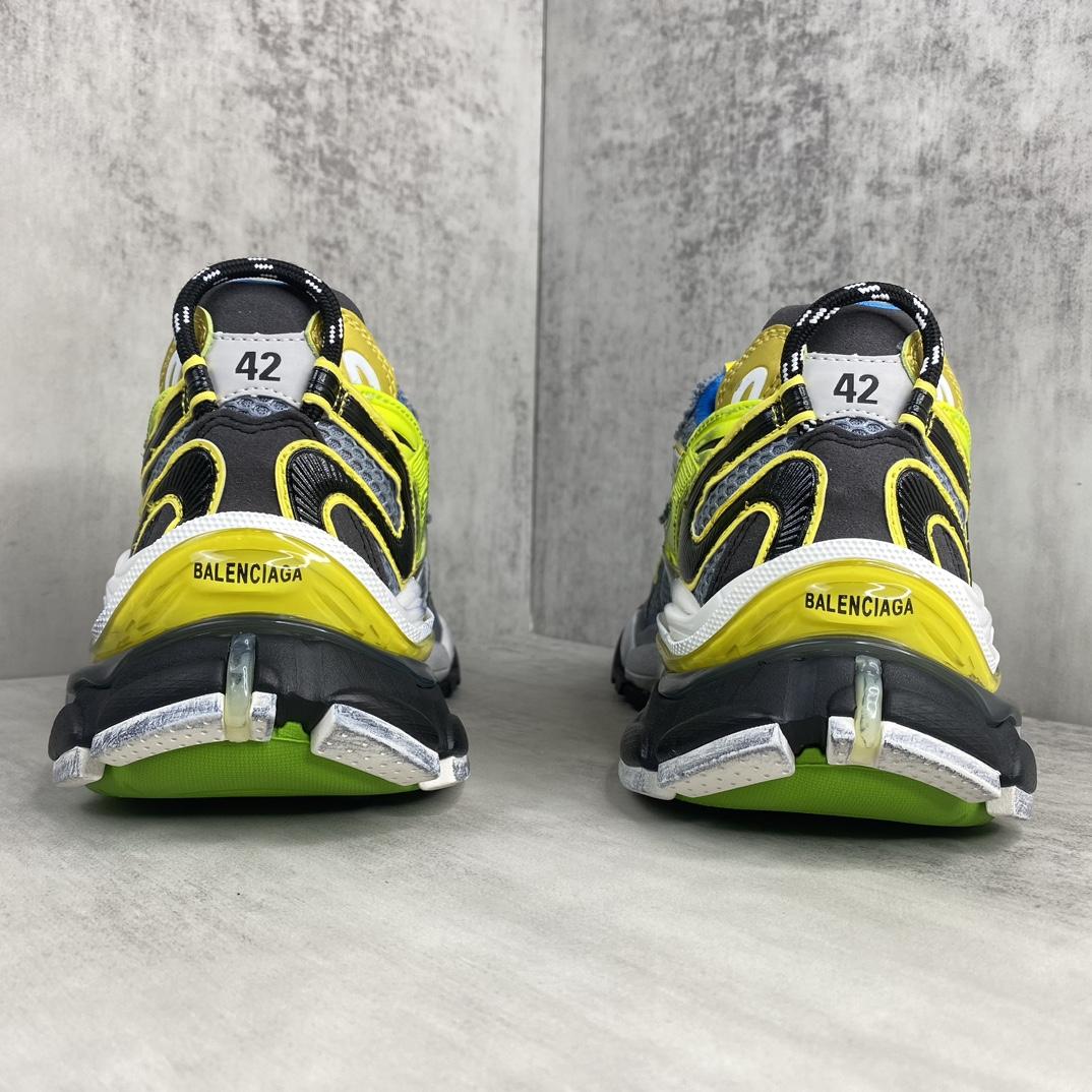 Balenciaga Runner 2.0 Sneaker  - DopestKickz