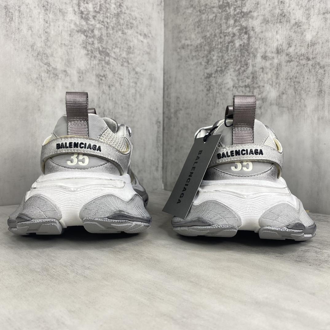 Balenciaga Cargo Sneaker - DopestKickz