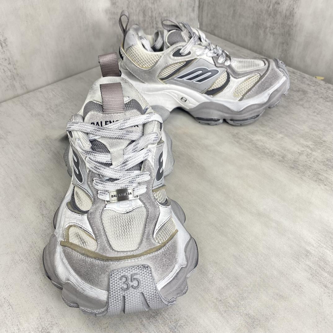 Balenciaga Cargo Sneaker - DopestKickz