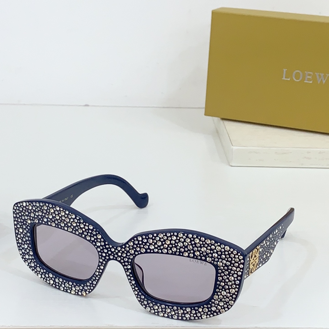 Loewe Pavé Screen Sunglasses   LW4114IS - DopestKickz