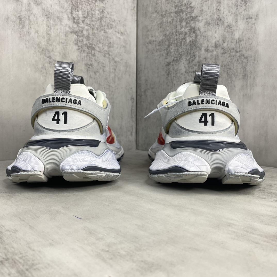 Balenciaga Cargo Sneaker - DopestKickz