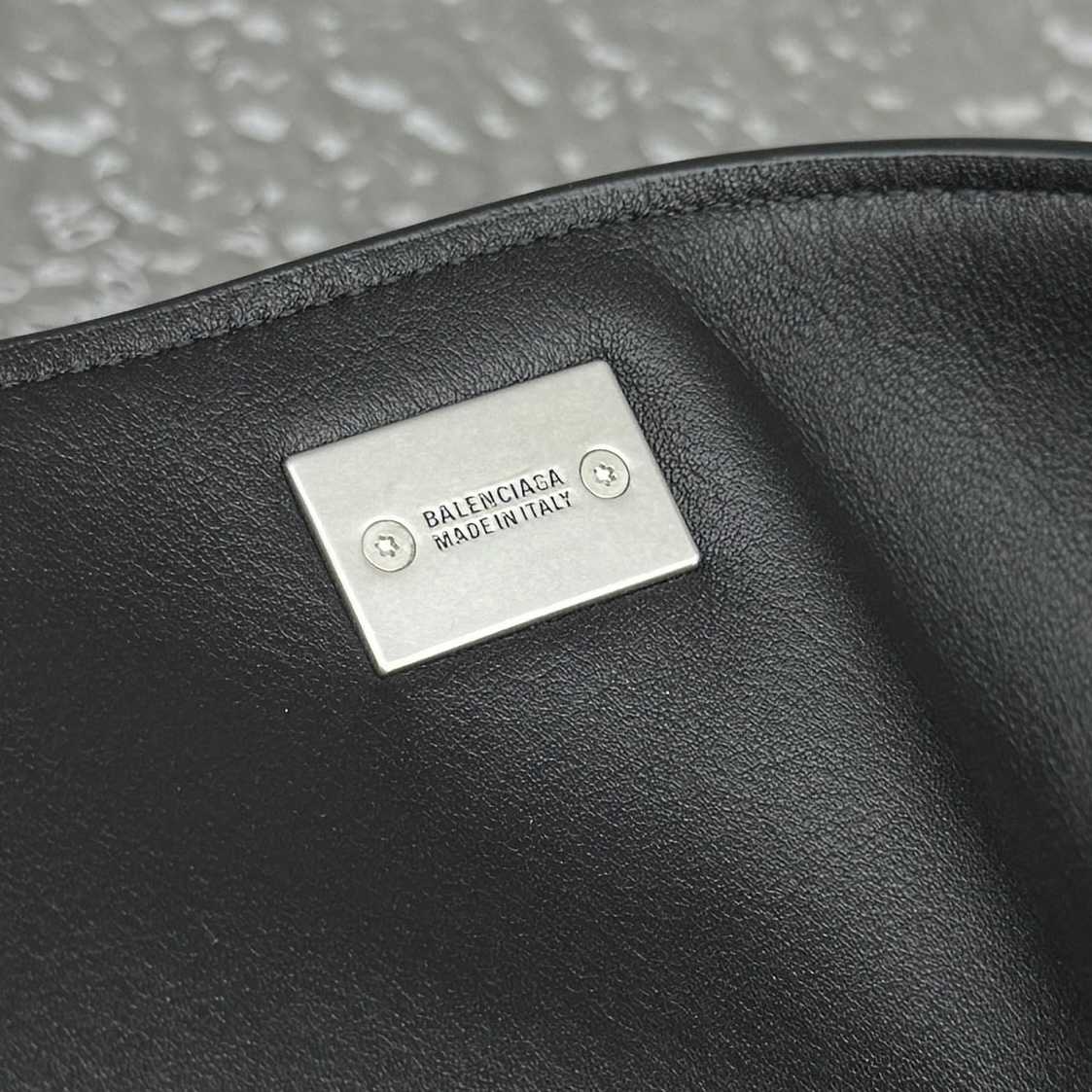 Balenciaga Rodeo Large Handbag In Black - DopestKickz