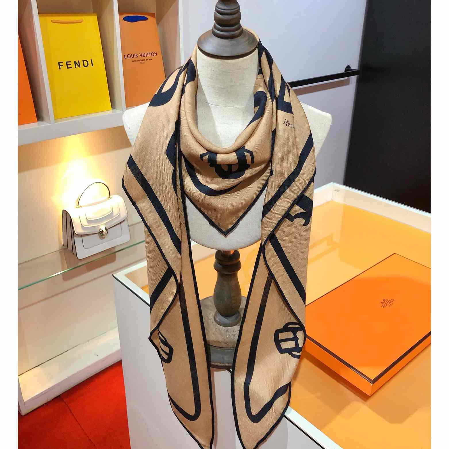 Hermes Bouclerie Moderne En Casaques Giant Triangle - DopestKickz