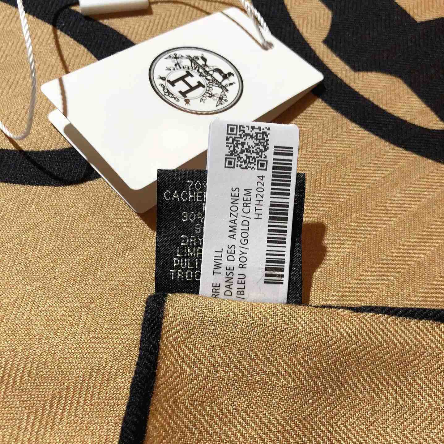 Hermes Bouclerie Moderne En Casaques Giant Triangle - DopestKickz