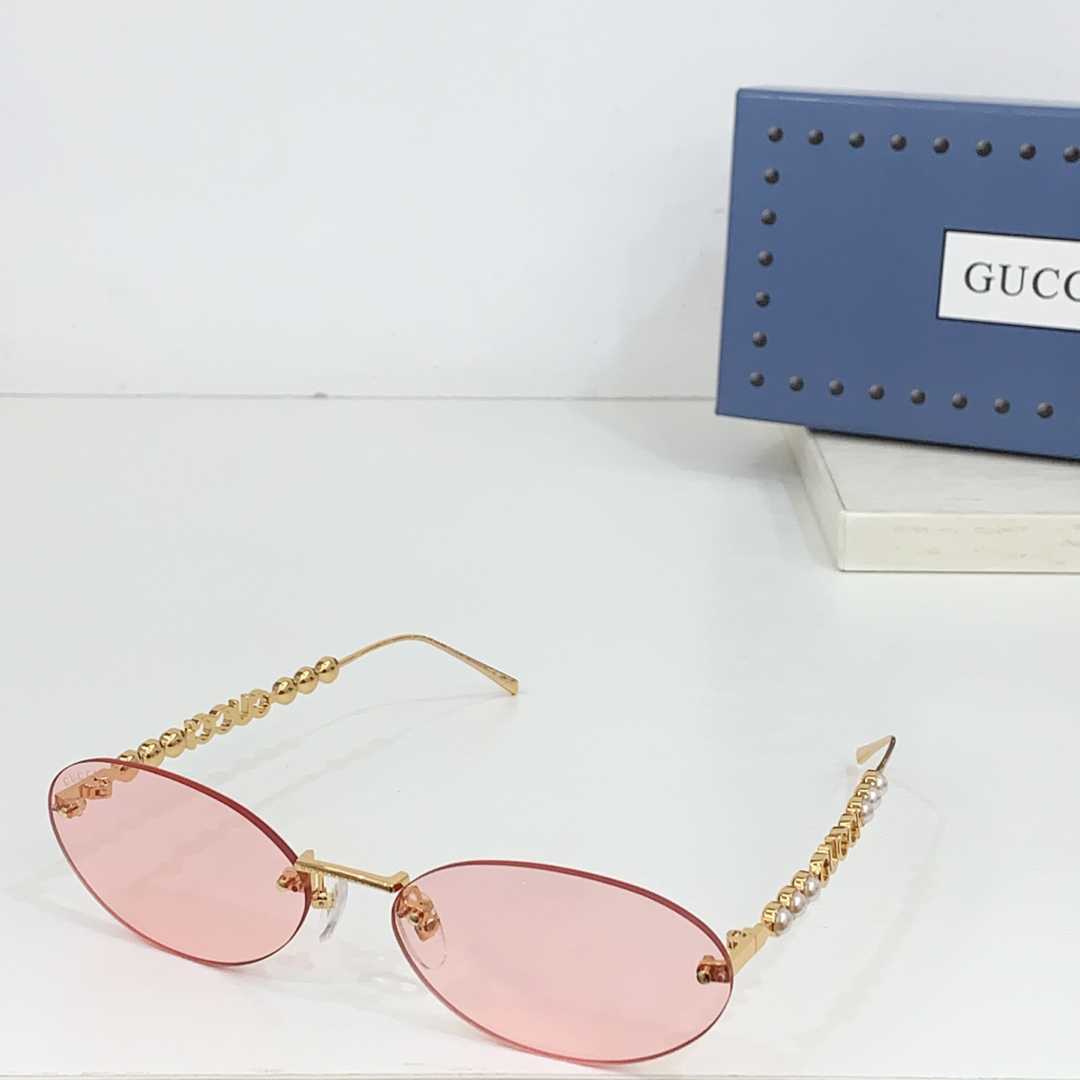 Gucci Oval Frame Sunglasses - DopestKickz
