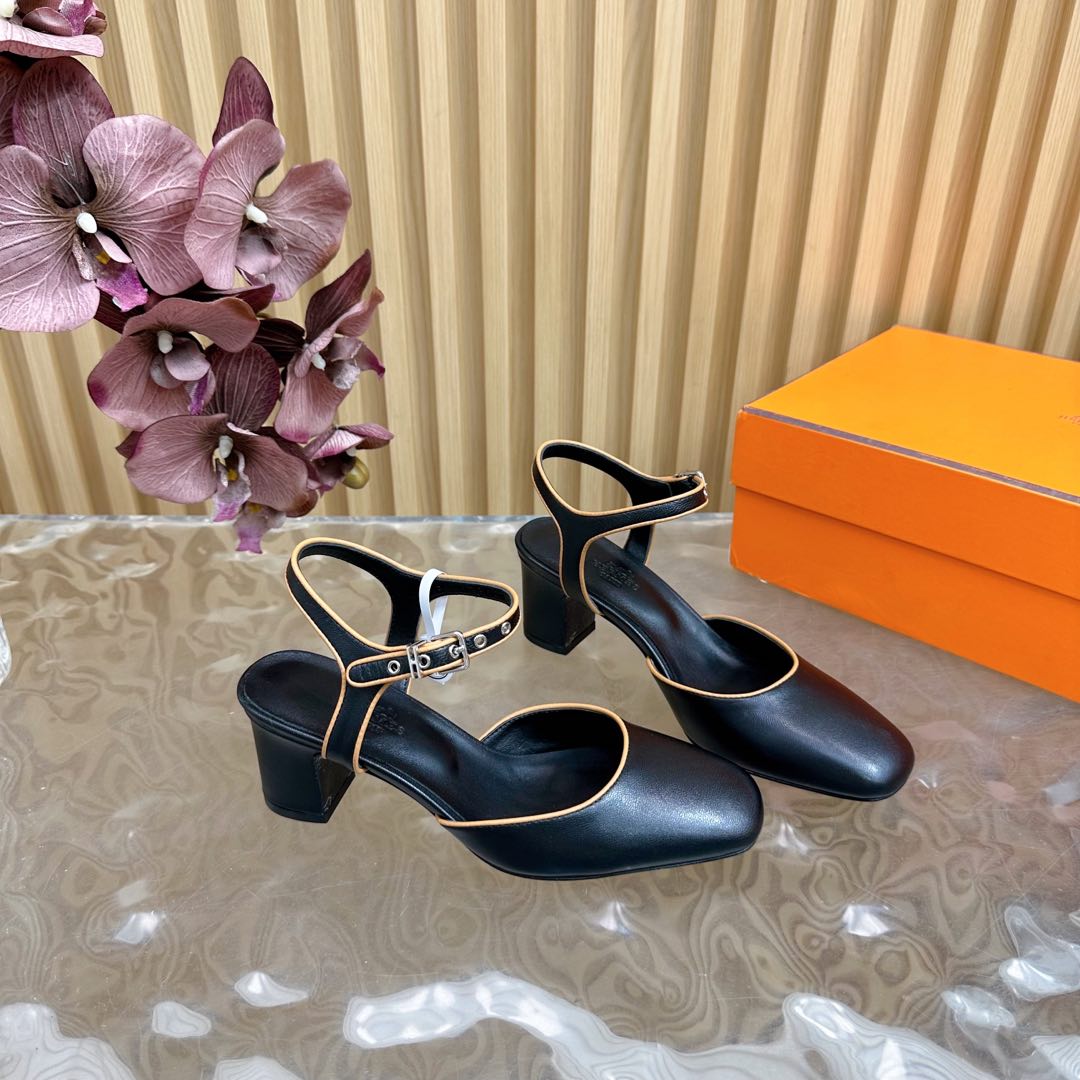 Hermes Kamilla 60 Pump - DopestKickz