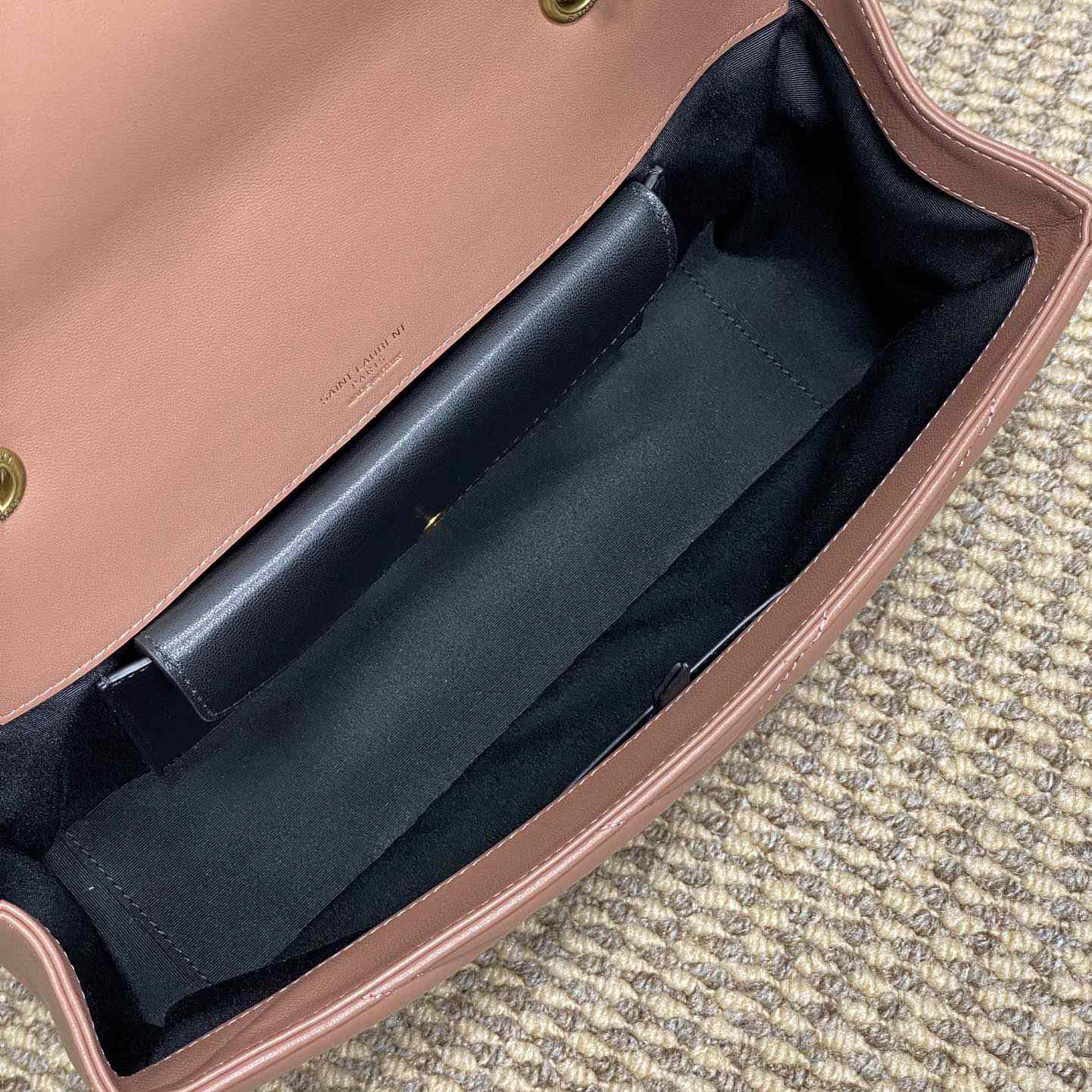 Saint Laurent Loulou Medium In Matelasse Lambskin - DopestKickz