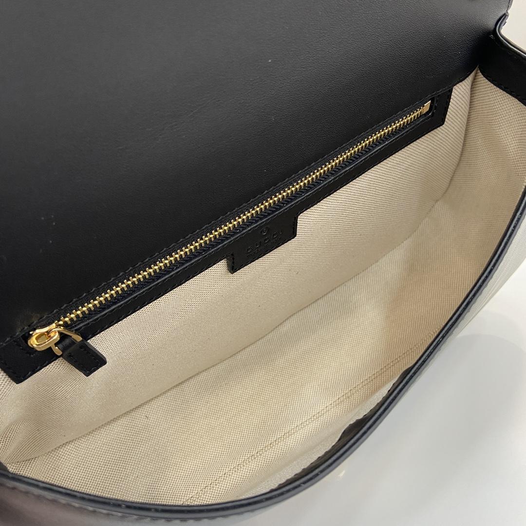 Gucci Blondie Medium Top Handle Bag - DopestKickz