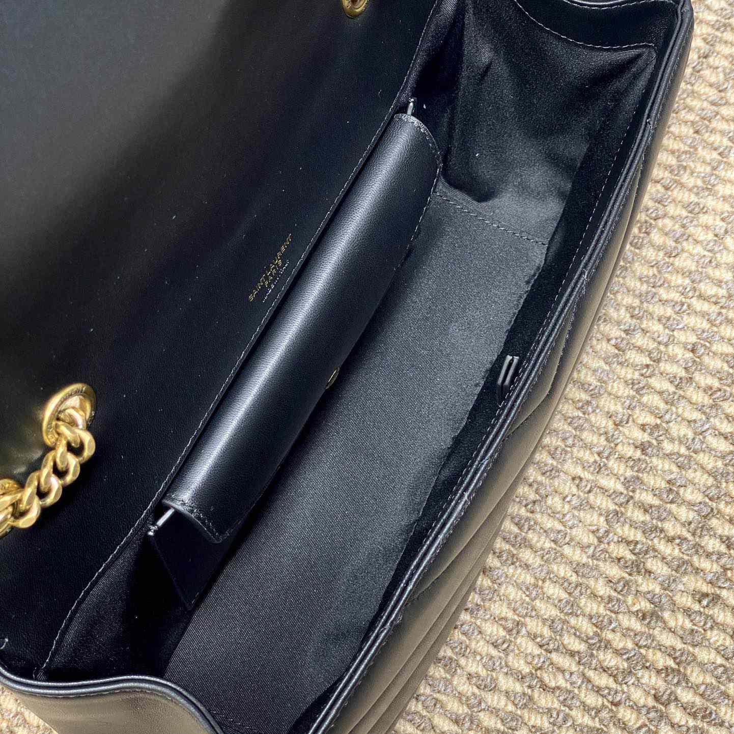 Saint Laurent Loulou Medium In Matelasse Lambskin - DopestKickz