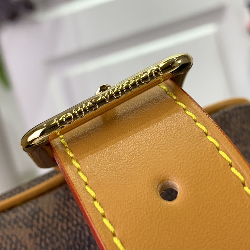 Louis Vuitton Locker Dopp Kit  M11765 - DopestKickz