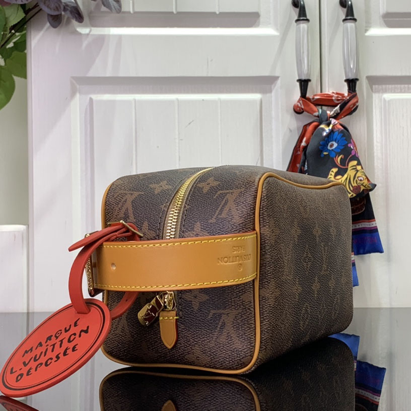 Louis Vuitton Locker Dopp Kit  M11765 - DopestKickz
