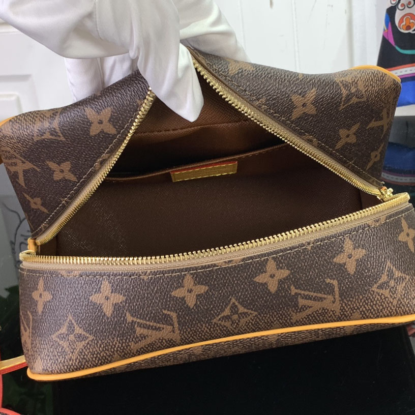 Louis Vuitton Locker Dopp Kit  M11765 - DopestKickz