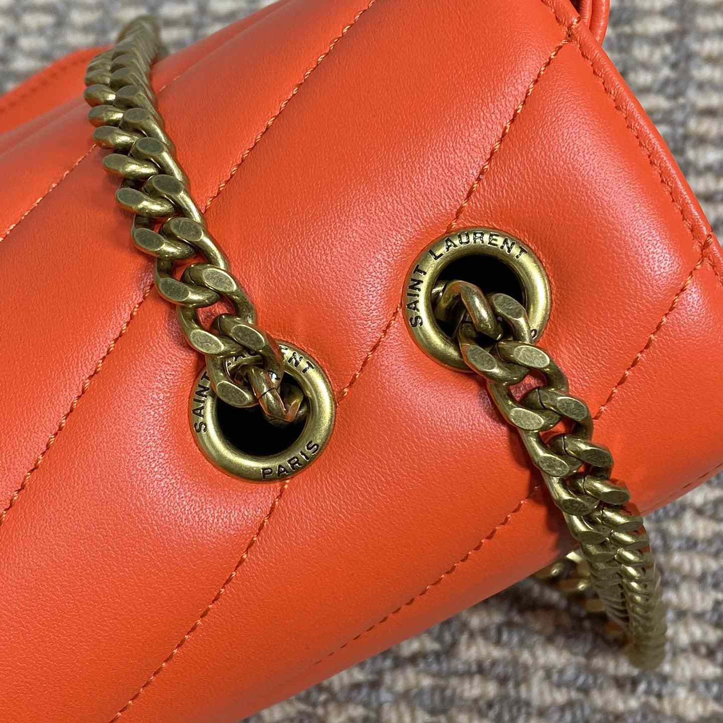 Saint Laurent Loulou Medium In Matelasse Lambskin - DopestKickz