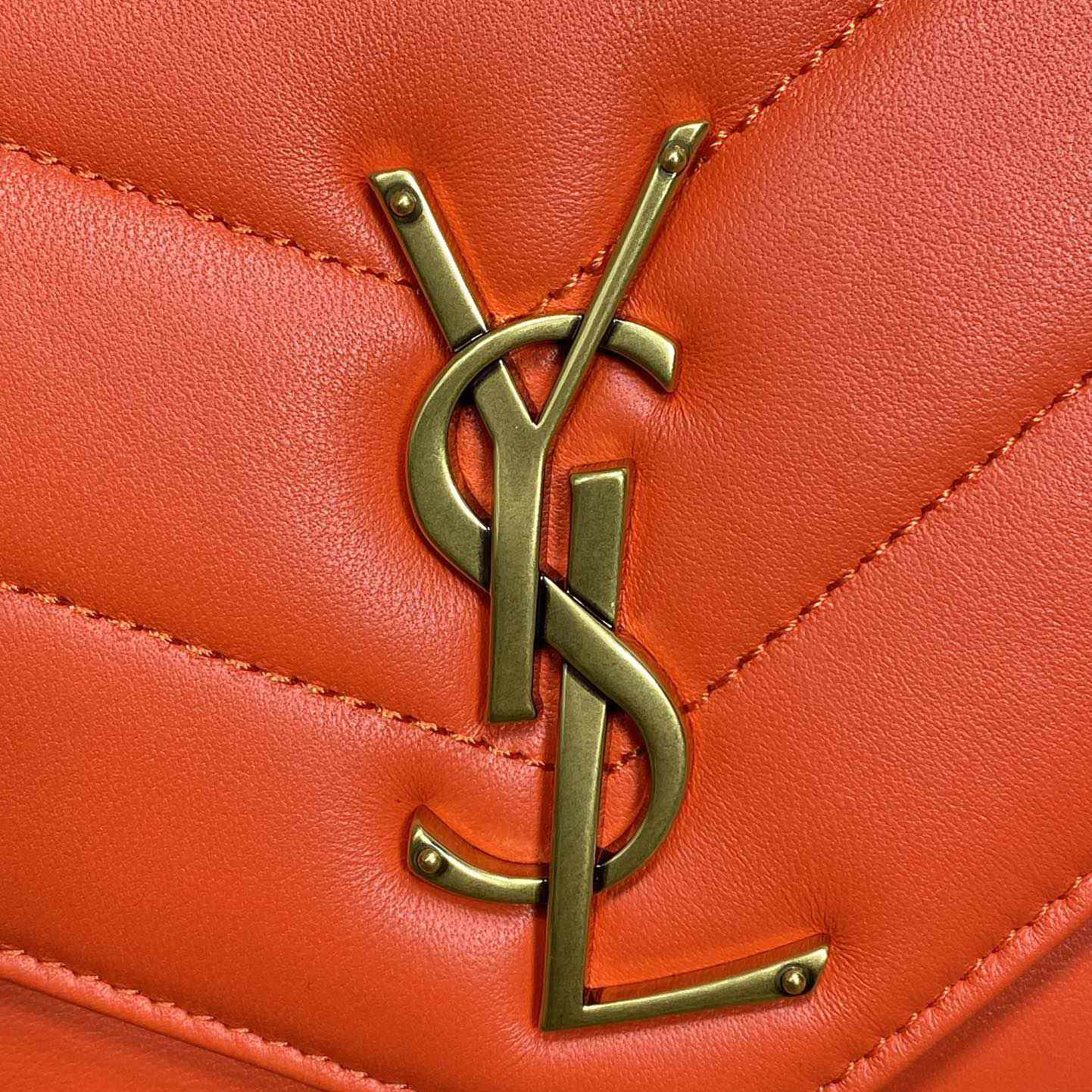 Saint Laurent Loulou Medium In Matelasse Lambskin - DopestKickz