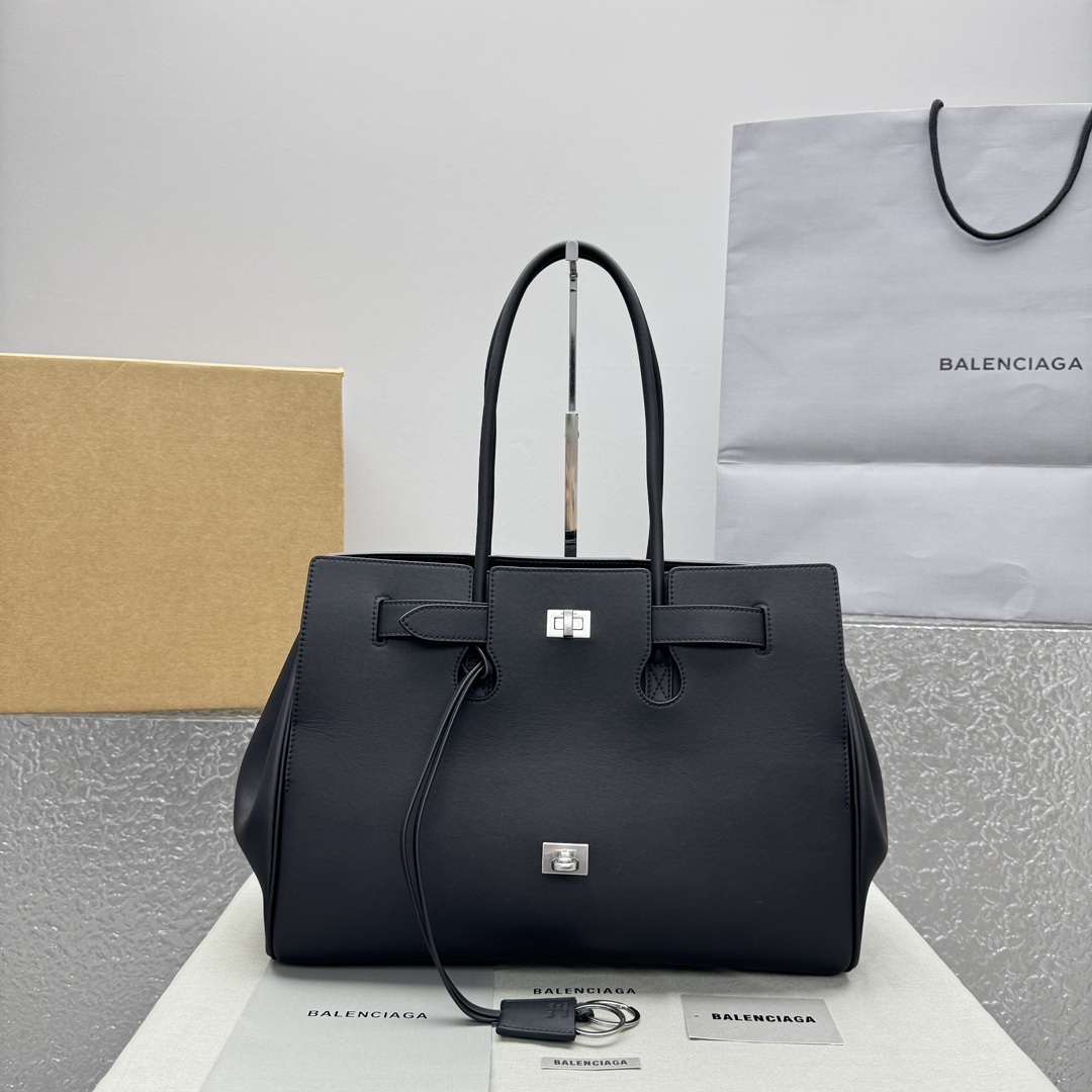 Balenciaga Bel Air Medium Carry All Bag In Black  - DopestKickz